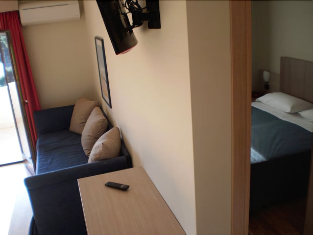 Imagen de la habitación del Hotel Heraclea Residence. Foto 12