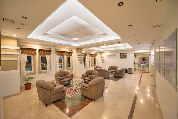 Imagen de los interiores del Hotel Herakles Thermal. Foto 18