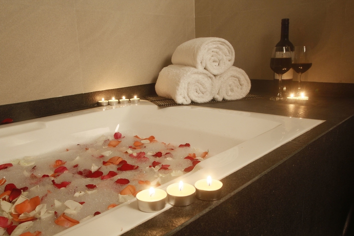 Imagen de la habitación del Hotel Herald Suites Polaris. Foto 5