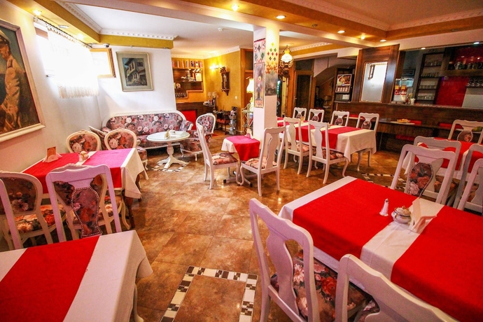 Imagen de los interiores del Hotel Herc. Foto 18