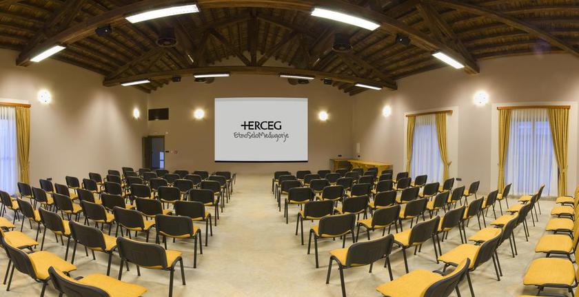 Imagen de los interiores del Hotel Herceg Etno Selo Medjugorje. Foto 19