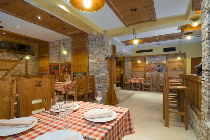 Imagen del bar/restaurante del Hotel Herceg Etno Selo Medjugorje. Foto 5
