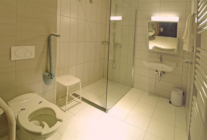 Imagen de los interiores del Hotel Herceg. Foto 13