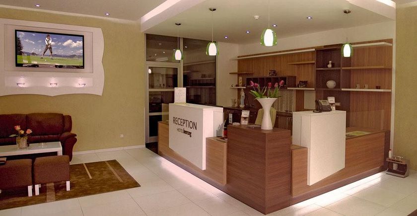 Imagen del bar/restaurante del Hotel Herceg. Foto 6