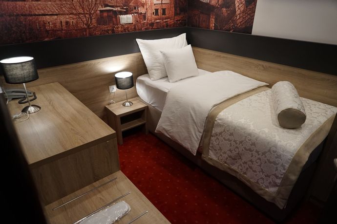 Imagen de los interiores del Hotel Hercegovina, Mostar. Foto 14