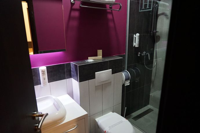 Imagen de la habitación del Hotel Hercegovina, Mostar. Foto 8