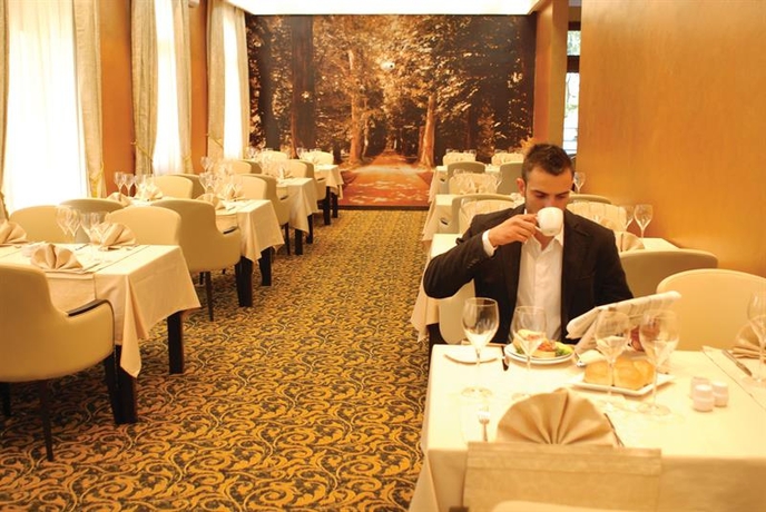 Imagen general del Hotel Hercegovina, Sarajevo. Foto 12