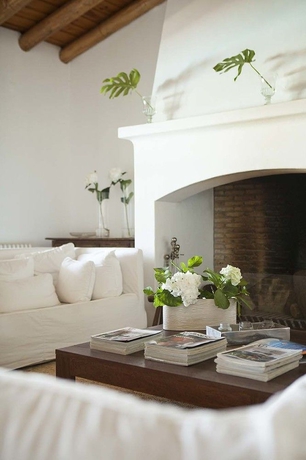 Imagen de los interiores del Hotel Herdade Da Malhadinha Nova. Foto 15