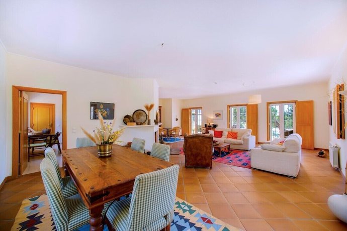 Imagen de los interiores del Hotel Herdade De Montalvo. Foto 10