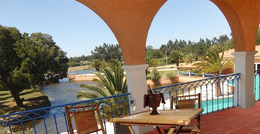 Imagen de la habitación del Hotel Herdade Lago Real. Foto 6