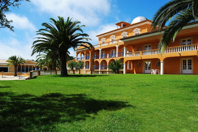 Imagen de los exteriores del Hotel Herdade Lago Real. Foto 8
