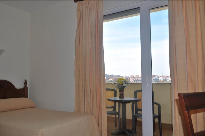 Imagen de la habitación del Hotel Heredero. Foto 5