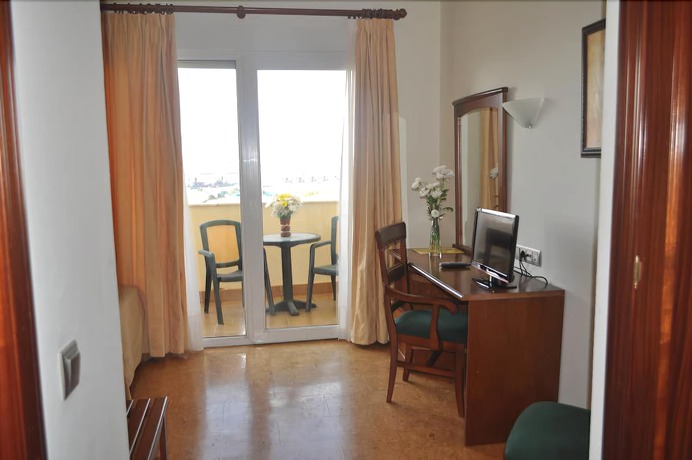 Imagen de la habitación del Hotel Heredero. Foto 8