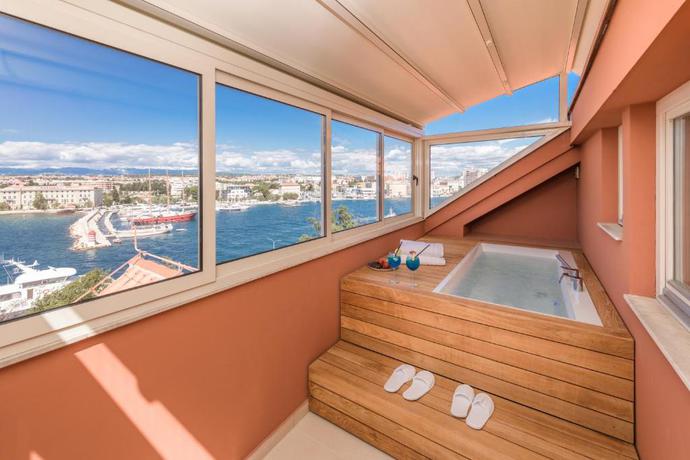 Imagen general del Hotel Heritage Bastion. Foto 3