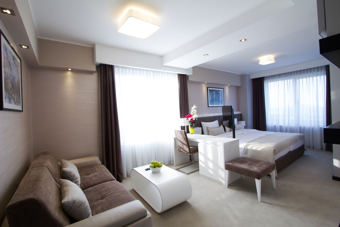 Imagen de la habitación del Hotel Heritage, Belgrado. Foto 8