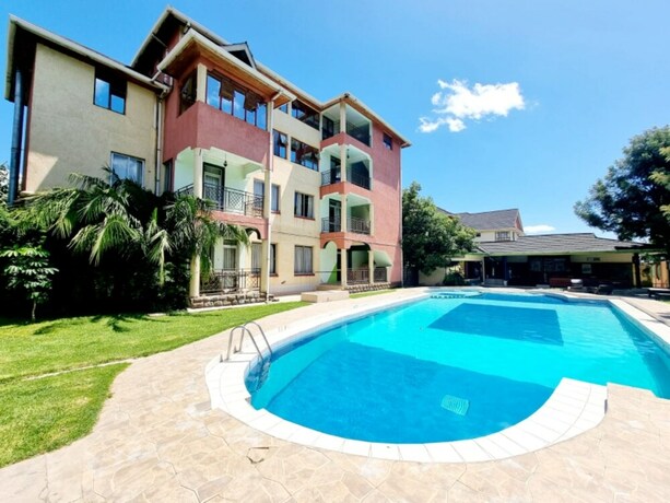 Imagen de la piscina del Hotel Heritage Breeze. Foto 14