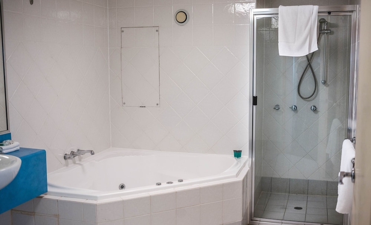 Imagen de la habitación del Hotel Heritage Cairns. Foto 16