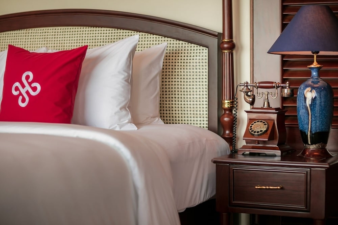 Imagen de la habitación del Hotel Heritage Cruises Cat Ba Archipelago. Foto 11