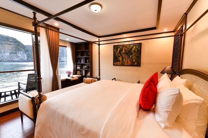 Imagen de la habitación del Hotel Heritage Cruises Cat Ba Archipelago. Foto 13