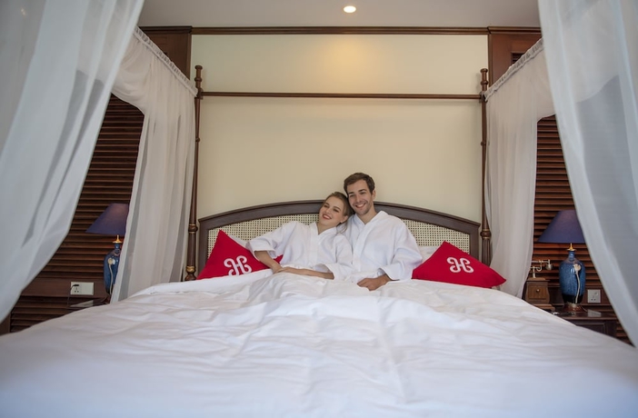 Imagen de la habitación del Hotel Heritage Cruises Cat Ba Archipelago. Foto 14