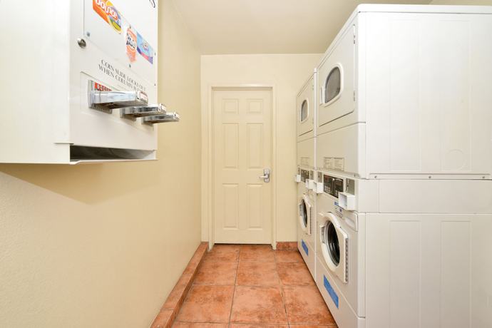Imagen de los interiores del Hotel Heritage, El Monte. Foto 19