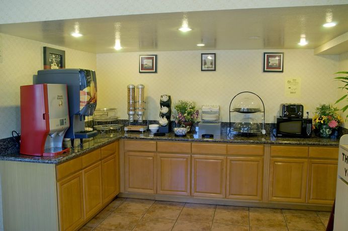 Imagen del bar/restaurante del Hotel Heritage, El Monte. Foto 3