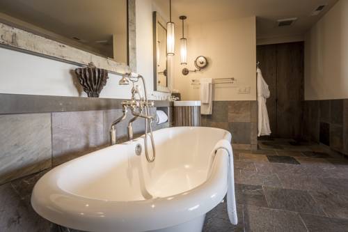 Imagen de la habitación del Hotel Heritage House Resort and Spa. Foto 11