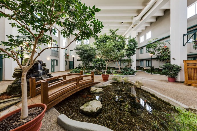 Imagen de los interiores del Hotel Heritage Inn And Convention Centre Taber. Foto 19