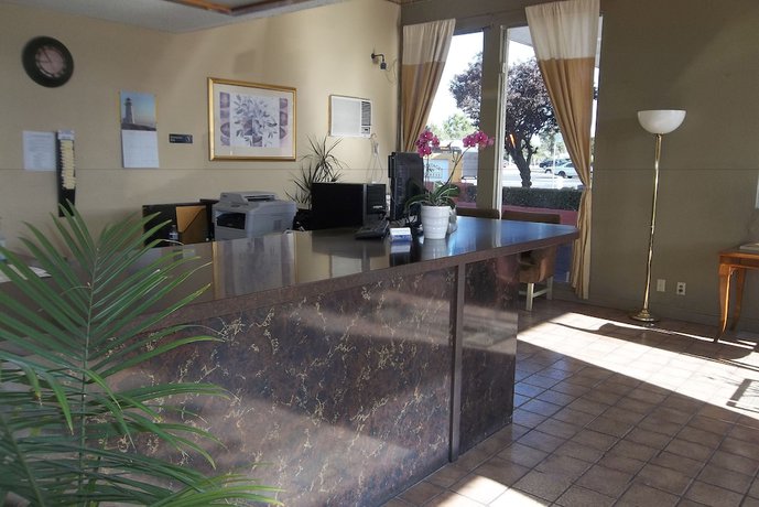 Imagen de los interiores del Hotel Heritage Inn Express Hayward. Foto 11