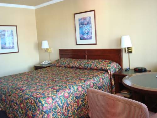 Imagen de la habitación del Hotel Heritage Inn, Fremont. Foto 12