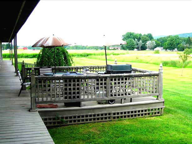 Imagen de los exteriores del Hotel Heritage Inn, Richfield Springs. Foto 8