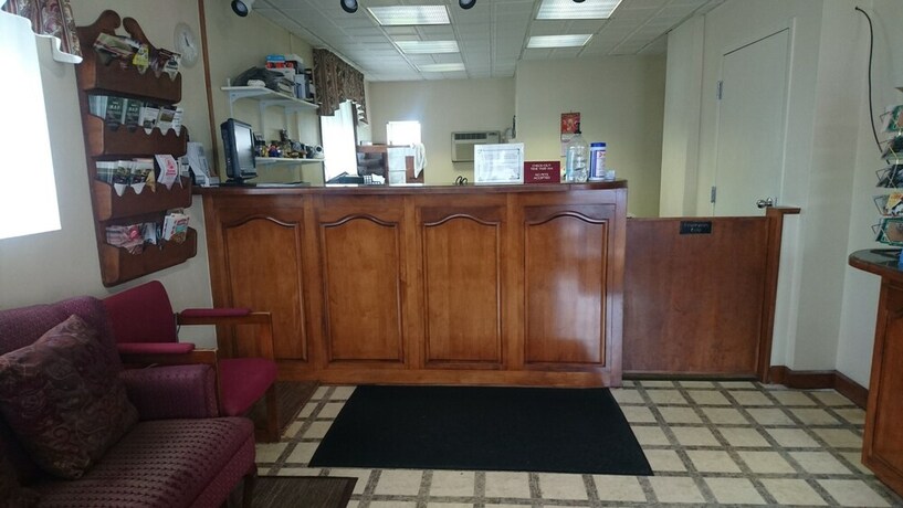 Imagen de los interiores del Hotel Heritage Inn, Uniontown. Foto 38