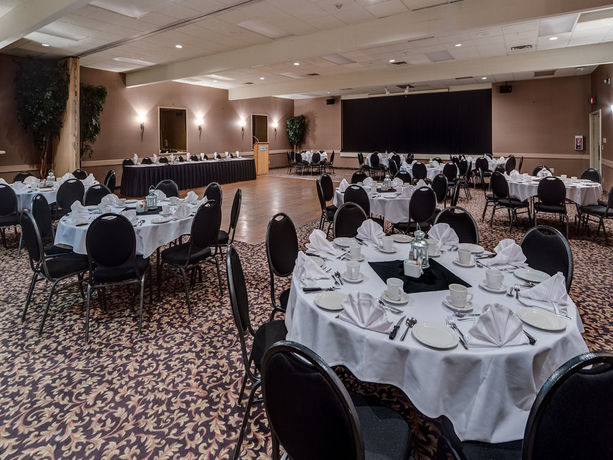 Imagen de los interiores del Hotel Heritage Inn and Convention Centre Cranbrook. Foto 8