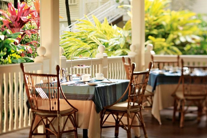 Imagen del bar/restaurante del Hotel Heritage Le Telfair Golf and Wellness Resort. Foto 4