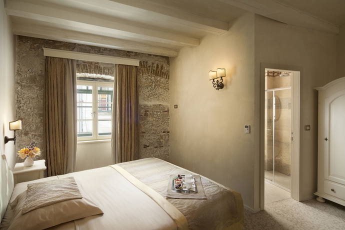 Imagen de la habitación del Hotel Heritage Life Palace. Foto 7