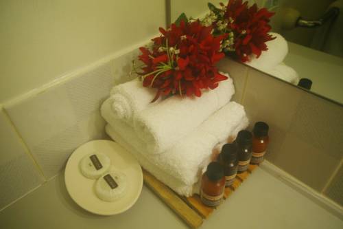 Imagen de la habitación del Hotel Heritage Lodge. Foto 6