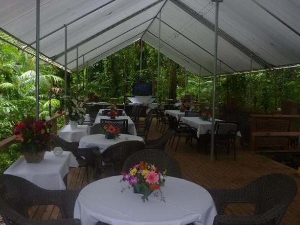 Imagen del bar/restaurante del Hotel Heritage Lodge In the Daintree. Foto 8