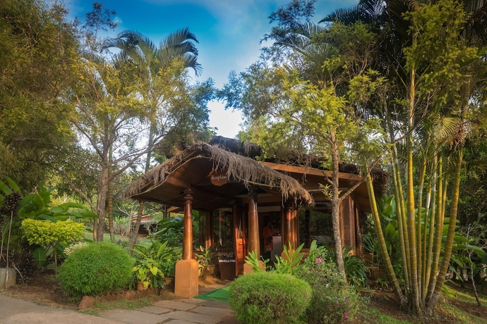 Imagen de los interiores del Hotel Heritage Resort Coorg. Foto 18