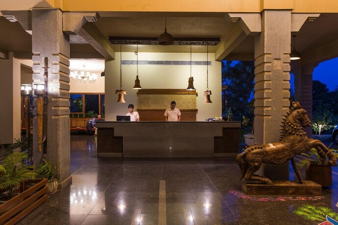 Imagen de los interiores del Hotel Heritage Resort Hampi. Foto 17
