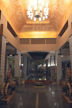 Imagen de los interiores del Hotel Heritage Resort Hampi. Foto 19