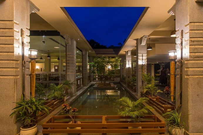 Imagen de los interiores del Hotel Heritage Resort Hampi. Foto 20