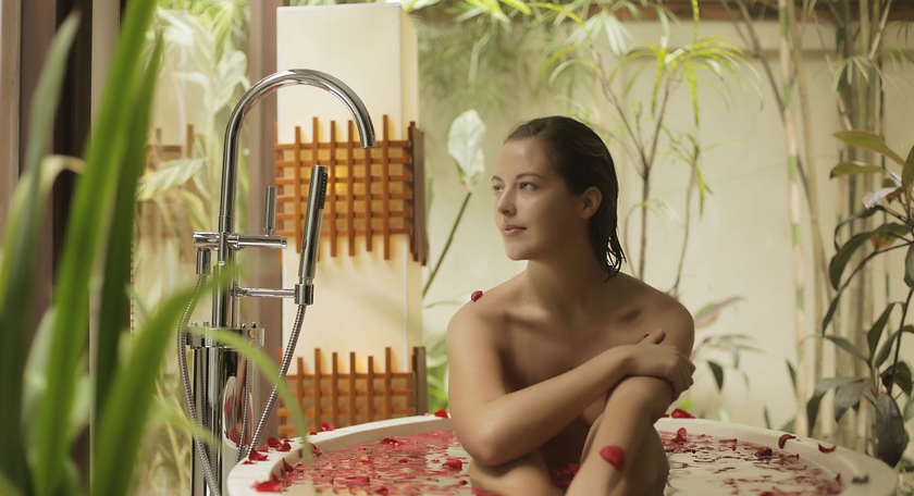 Imagen de la piscina del Hotel Heritage Suites. Foto 16