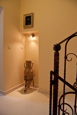 Imagen de los interiores del Hotel Heritage Tisno. Foto 16