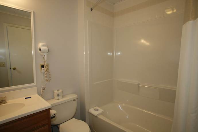 Imagen de la habitación del Hotel Heritage of Lake George. Foto 6