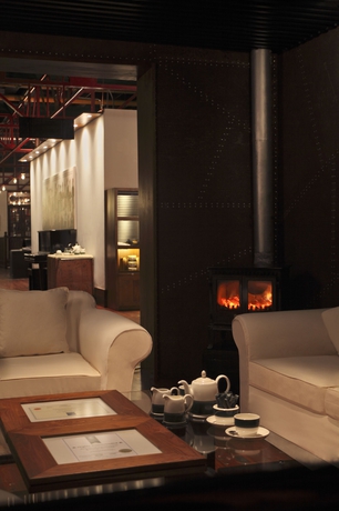 Imagen del bar/restaurante del Hotel Heritance Tea Factory. Foto 5