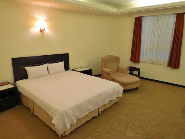 Imagen de la habitación del Hotel Herkang. Foto 6