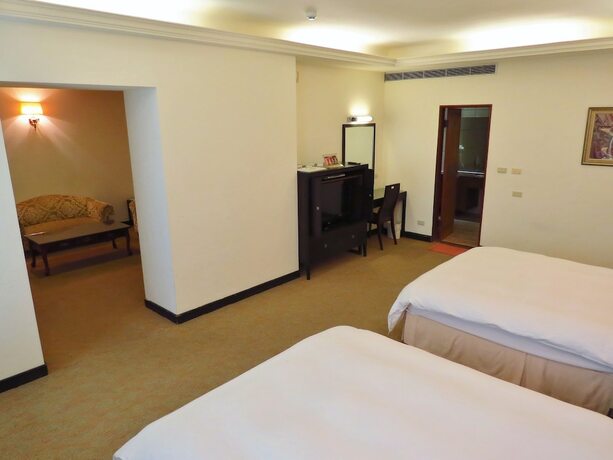 Imagen de la habitación del Hotel Herkang. Foto 8