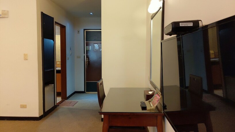 Imagen de la habitación del Hotel Herkang. Foto 13
