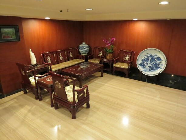 Imagen de los interiores del Hotel Herkang. Foto 20