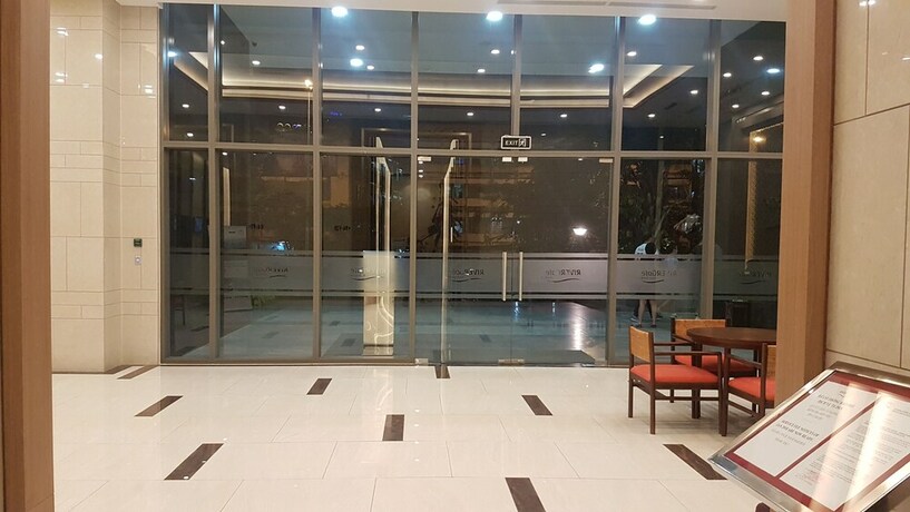 Imagen de los interiores del Hotel Herla Central Saigon. Foto 32
